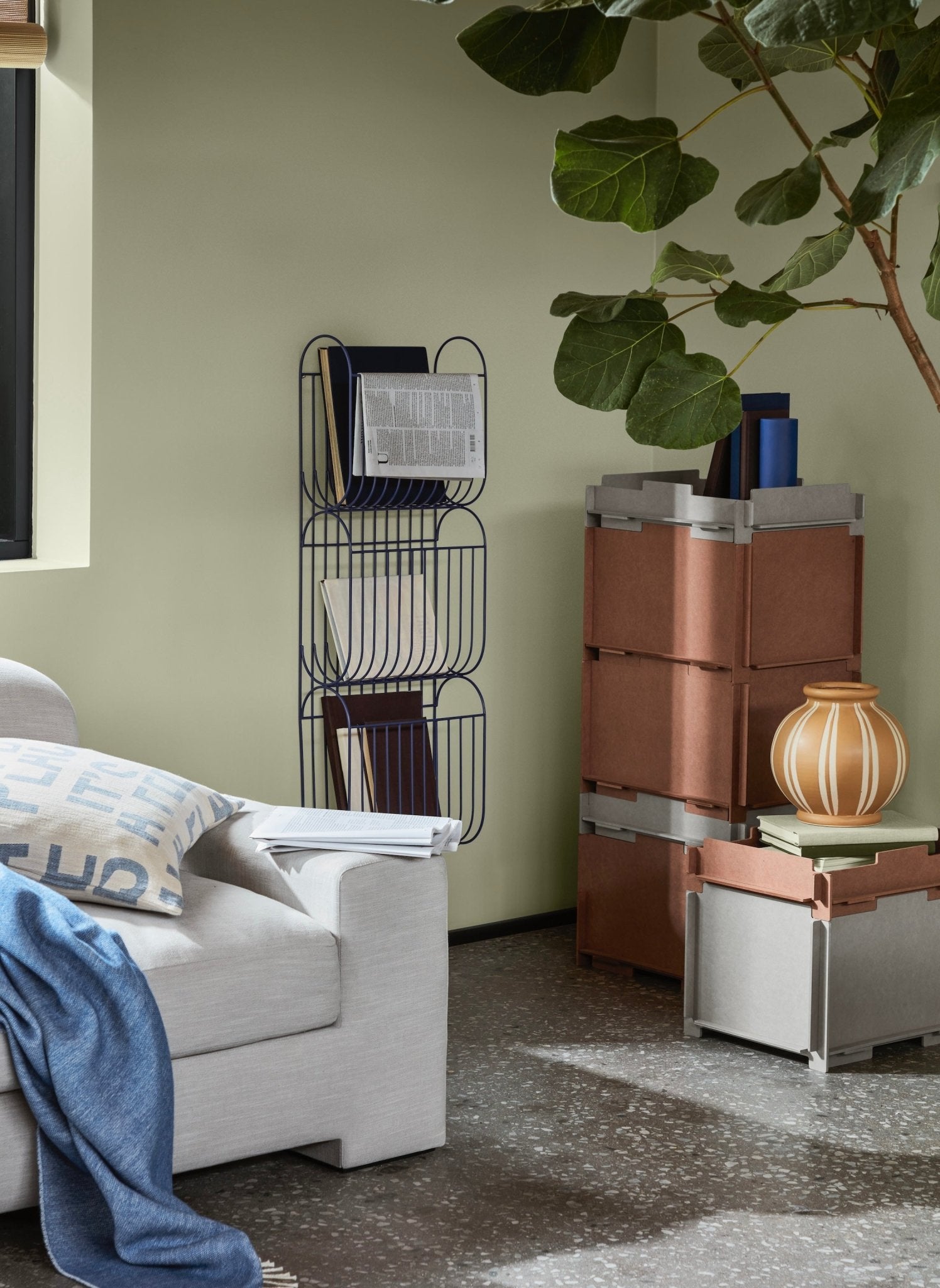 Broste Copenhagen Zeitungsständer Maggie - hei - kju