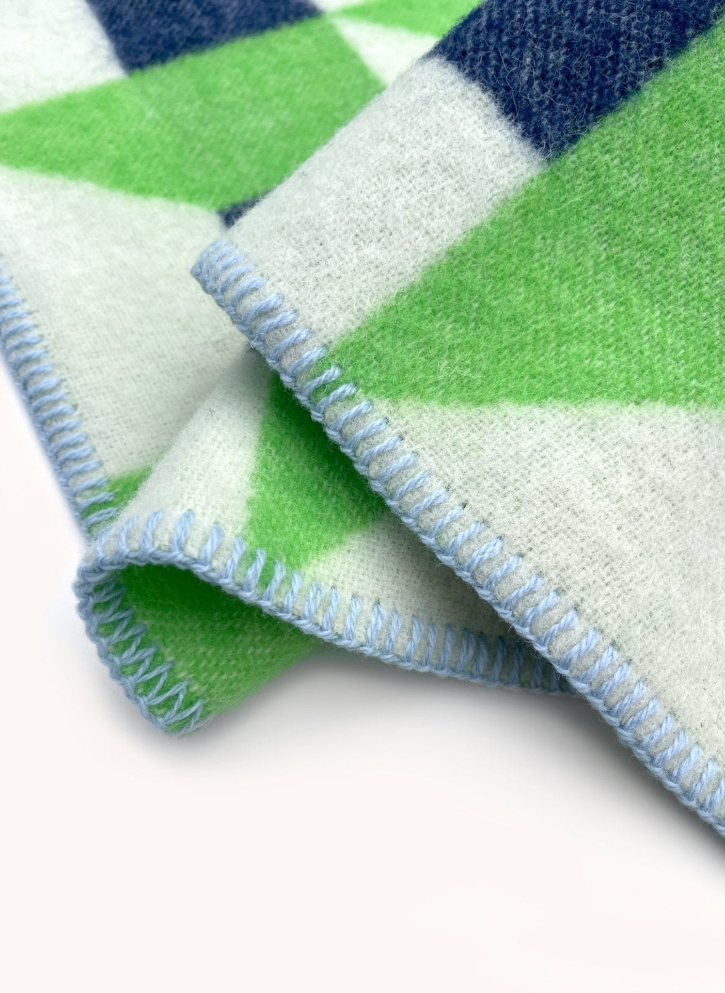 Maison Deux Wolldecke Cubics - hei - kju