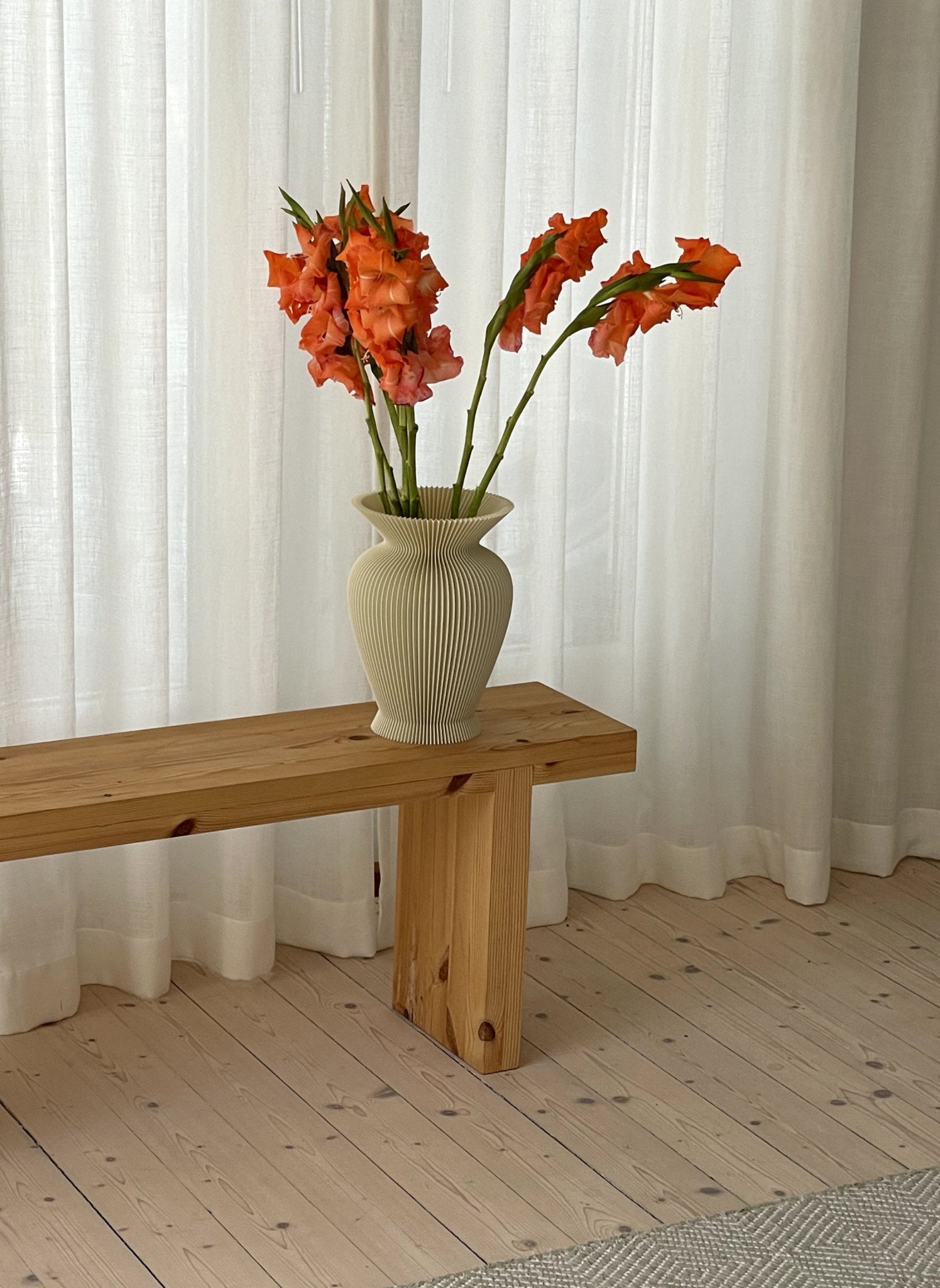 MANU Betty Vase Eggshell - hei - kju