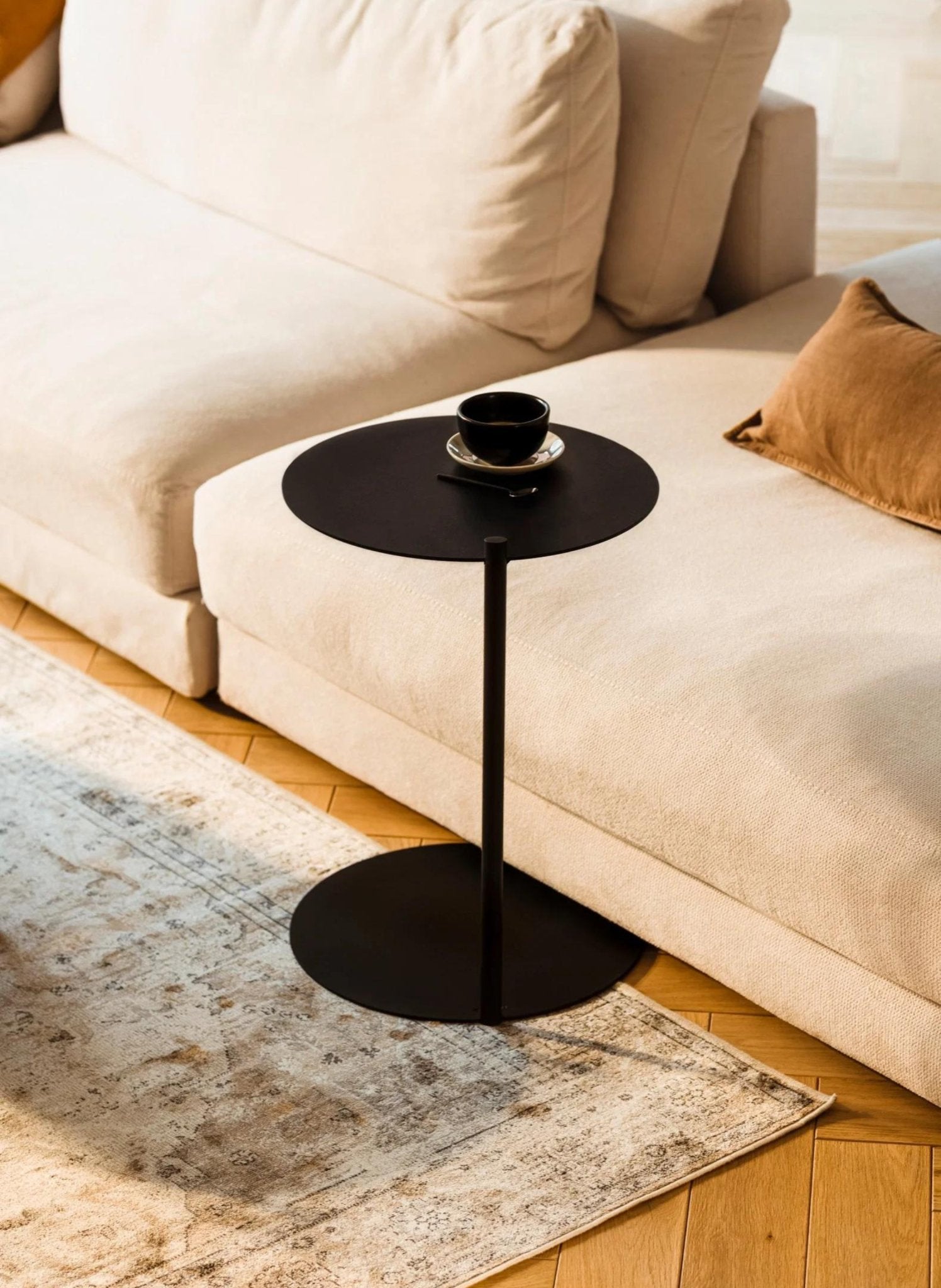 Noo.ma Runder Beistelltisch Ande aus Metall - hei - kju