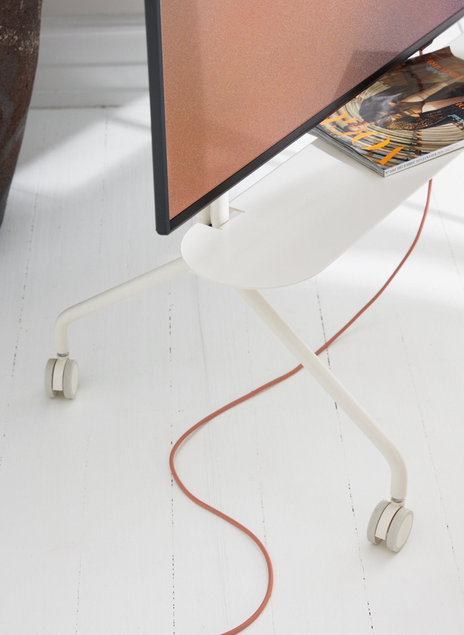 Pedestal Moon Rollin' TV Ständer 40 - 70 Zoll Weiß - hei - kju