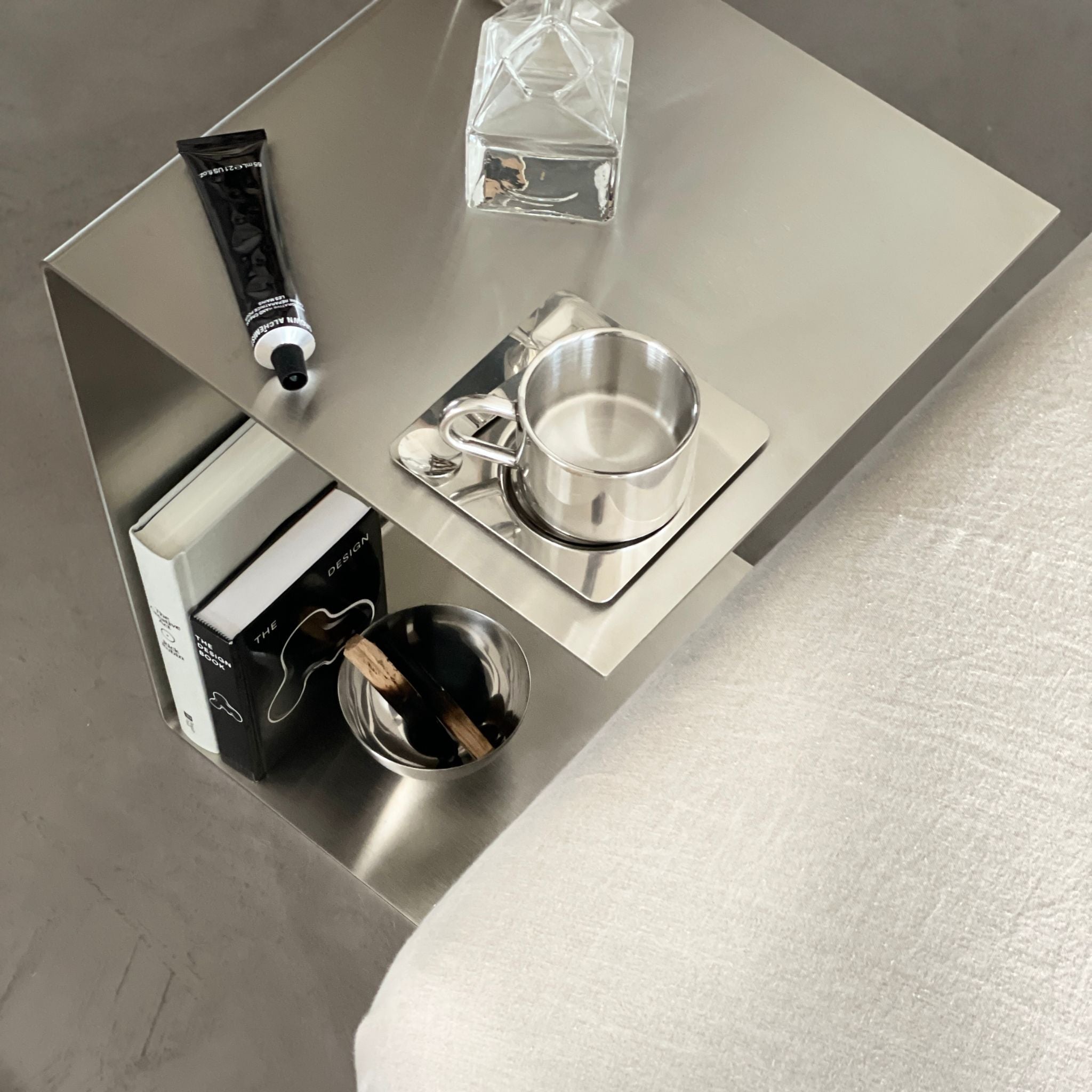 Mo Interiors Beistelltisch Gebürsteter Edelstahl - hei - kju