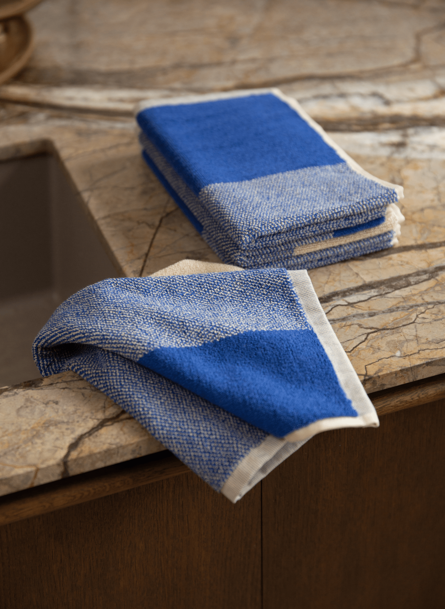 Suite702 Badetuch - Set Cobalt Blue Ecru (2 - tlg.) - hei - kju